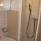 Pokoje Starigrad 14856, Starigrad - Dvoulůžkový pokoj 3 s manželskou postelí a vlastní koupelnou -  