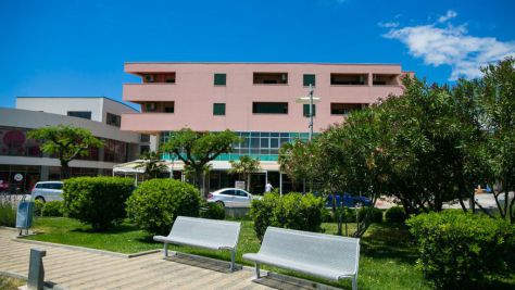 Apartments and rooms Vodice 16039, Vodice - Exterior