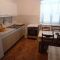 Apartments and rooms Makarska 16651, Makarska - Room a (2+0) -  