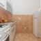 Apartments and rooms Omiš 16838, Omiš - Apartment b (2+2) -  