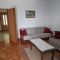Apartments Selce 17422, Selce - Apartment a (4+2) -  