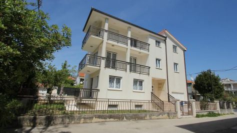 Apartamentos y habitaciones Kaštel Štafilić 18046, Kaštel Štafilić - Exterior