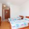 Apartments and rooms Trogir 19322, Trogir - Room c (2+0) -  