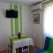 Apartments and rooms Seline 20041, Seline - Apartment b (2+1) -  