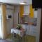 Apartments and rooms Seline 20041, Seline - Apartment - studio a (2+0) -  