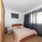 Apartments and rooms Brela 20244, Brela - Room a (2+1) -  
