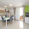 Apartamenty Baška 20411, Baška - Apartament f (2+1) -  