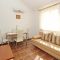 Apartamenty Baška 20417, Baška - Apartament a (2+1) -  