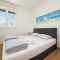 Apartments Novalja 22071, Novalja - Room