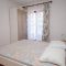Rooms Pag 2712, Pag - Double room 2 with Terrace and Sea View -  