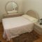 Pokoje Mrljane 2741, Mrljane - Dvoulůžkový pokoj 1 s manželskou postelí a přistýlkou -  