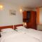 Ferienwohnungen und Zimmer Split 3365, Split - Doppelzimmer 5 mit eigenem Bad -  