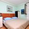 Ferienwohnungen und Zimmer Premantura 3453, Premantura - Apartment 2 mit Terrasse -  