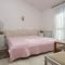 Apartments and rooms Premantura 3460, Premantura - Double room 1 with Terrace -  