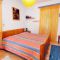 Apartments and rooms Sumartin 5514, Sumartin - Double room 1 with Private Bathroom -  