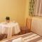 Pokoje Zadar - Diklo 5628, Zadar - Diklo - Dvoulůžkový pokoj 1 s manželskou postelí a vlastní koupelnou -  