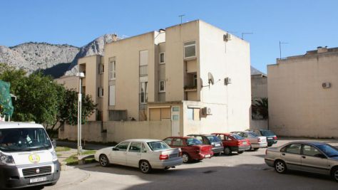 Apartments Omiš 5827, Omiš - Exterior