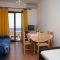 Apartments Novi Vinodolski 6205, Novi Vinodolski - Apartment 3 with Balcony and Sea View -  