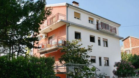 Apartments and rooms Selce 6506, Selce - Exterior