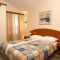 Ferienwohnungen und Zimmer Seget Vranjica 6614, Seget Vranjica - Doppelzimmer 6 mit Balkon und Meerblick -  