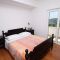 Apartments and rooms Rogač 6637, Rogač - Double room 5 with Balcony and Sea View -  