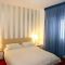 Ferienwohnungen und Zimmer Seget Vranjica 6642, Seget Vranjica - Doppelzimmer 3 mit Balkon und Meerblick -  