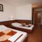 Комнаты Drašnice 6711, Drašnice - Двухместный номер 1 с 1 двуспальной кроватью и дополнительной кроватью -  