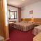 Pokoje Starigrad 6715, Starigrad - Dvoulůžkový pokoj 1 s manželskou postelí a přistýlkou -  