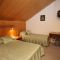 Pokoje Starigrad 6715, Starigrad - Dvoulůžkový pokoj 4 s manželskou postelí a přistýlkou -  