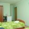 Ferienwohnungen und Zimmer Prižba 6821, Prižba - Doppelzimmer 2 mit eigenem Bad -  