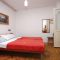 Apartments and rooms Novigrad 7227, Novigrad - Double room 2 with Terrace -  