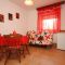 Apartments Pula 7361, Pula - Apartment 1 with Terrace -  