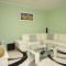 Apartments Pula 7391, Pula - Apartment 1 with Terrace -  