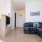 Apartments Ravni 7592, Ravni - Apartment 2 with Terrace and Sea View -  