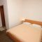 Apartments and rooms Božava 8137, Božava - Double room 2 with Terrace and Sea View -  
