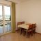 Apartamentos Kraj 8245, Kraj (Pašman) - Apartamento 5 con terraza y vistas al mar -  