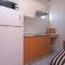 Apartments and rooms Tkon 8293, Tkon - Apartment 4 with Balcony and Sea View -  