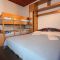 Ferienwohnungen und Zimmer Tkon 8293, Tkon - Apartment 5 mit Balkon -  