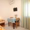 Apartments and rooms Tkon 8388, Tkon - Studio 1 with Terrace and Sea View -  