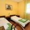 Sobe Dubrovnik 8986, Dubrovnik - Dvokrevetna soba 1 s bračnim krevetom s privatnom kupaonicom -  