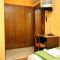 Zimmer Dubrovnik 8986, Dubrovnik - Doppelzimmer 1 mit eigenem Bad -  