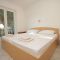 Pokoje Mlini 9045, Mlini - Dvoulůžkový pokoj 1 s manželskou postelí, balkonem a výhledem na moře -  