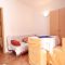 Appartamenti e camere Mlini 9047, Mlini - Appartamento 2 con Terrazza -  