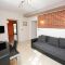 Apartments Dugi Rat 9065, Dugi Rat - One-Bedroom Apartment 1 -  