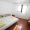 Apartments Dugi Rat 9065, Dugi Rat - One-Bedroom Apartment 3 -  
