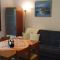 Ferienwohnungen und Zimmer Zavala 9099, Zavala - Apartment 2 mit Terrasse -  