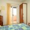 Apartmanok és szobák Ivan Dolac 9119, Ivan Dolac - Szoba kétszemélyes ággyal 3 - erkéllyel és kilátással a tengerre -  