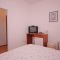 Appartamenti e camere Vis 9189, Vis - Camera Matrimoniale 2 con Bagno Privato -  