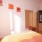 Apartmanok és szobák Vis 9190, Vis - Szoba kétszemélyes ággyal 1 -  saját fürdőszobával -  