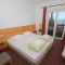 Apartments and rooms Plat 9218, Plat - Double room 2 with Terrace and Sea View -  